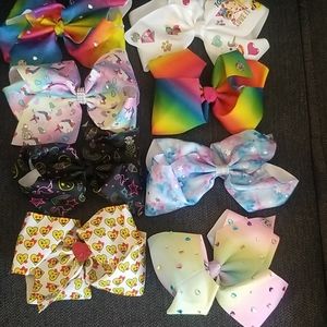 JoJo Siwa hair bows